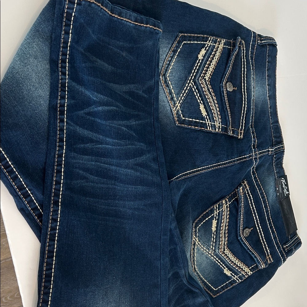 True Luck Men's Indigo Straight Jeans - Picture 3 of 7